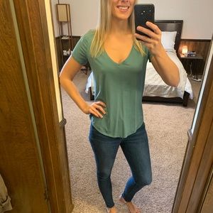 Lululemon Love Tee V